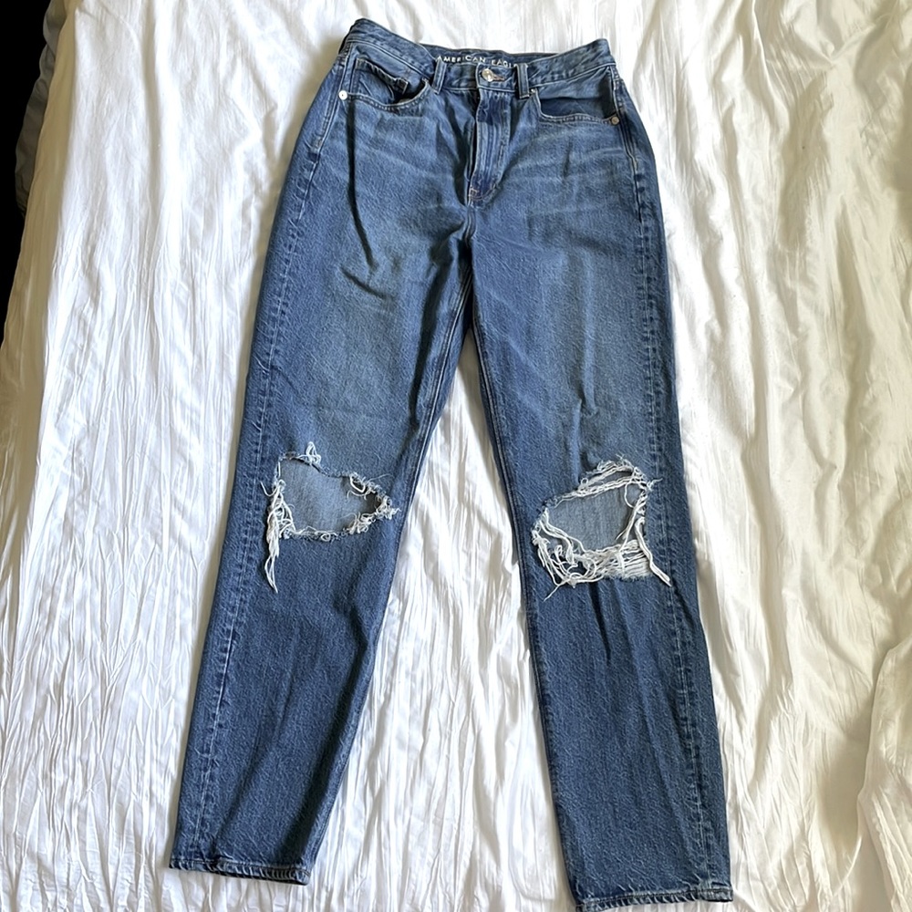 American eagle mom jeans, size 6 long